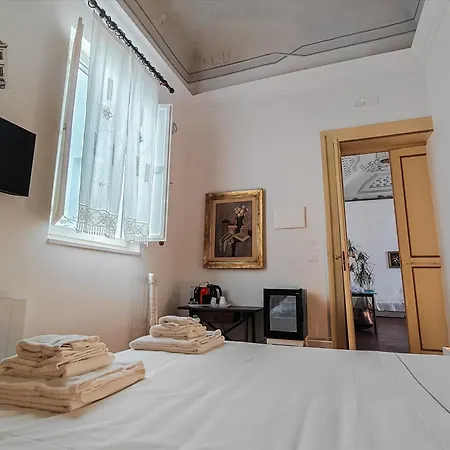 Palazzo Giotta - Dimora Storica 3* バーリ