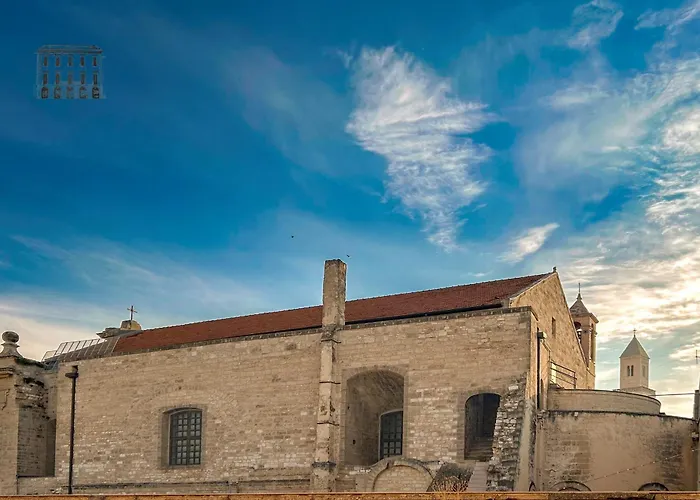 Palazzo Giotta - Dimora Storica 3* Bari