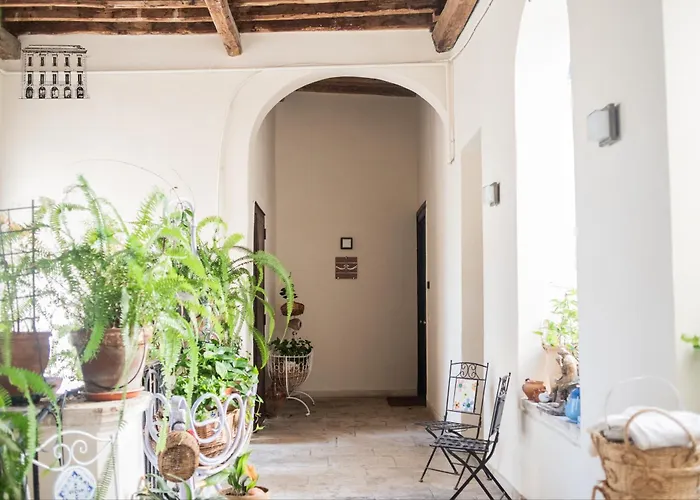 Palazzo Giotta - Dimora Storica Guest house 3*