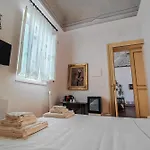 Palazzo Giotta - Dimora Storica 3* Bari